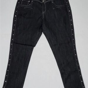 Southpole Jeans Size Women's 16
Black Denim Dark Wash RN82628